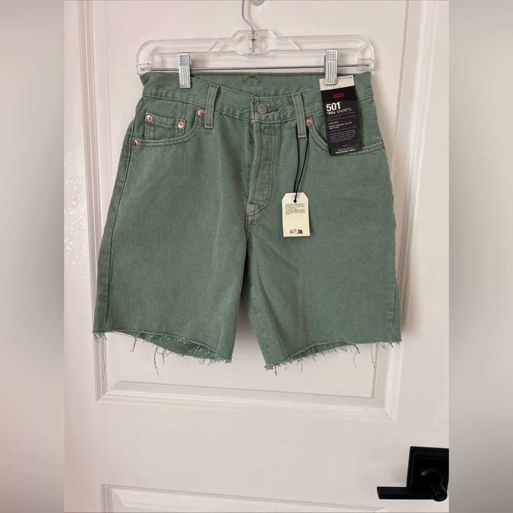 Levis Premium 501 90’s Cutoff Button-fly Shorts Women’s 25 Sage Green NWT - Picture 2 of 10